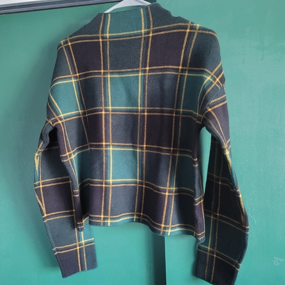 Tahari Plaid Tarton Sweater Size Med - Picture 3 of 8